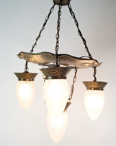 Chandelier – 4 Arms – Patinated Hammered Brass & Teardrop Glass – Jugendstil – 1920s