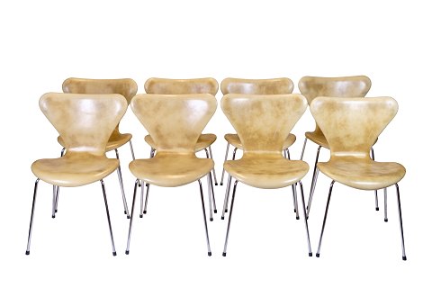 Set Of Eight Seven Chairs - Model 3107 - Seven Chair - Natural Leather - Arne Jacobsen - Fritz Hansen