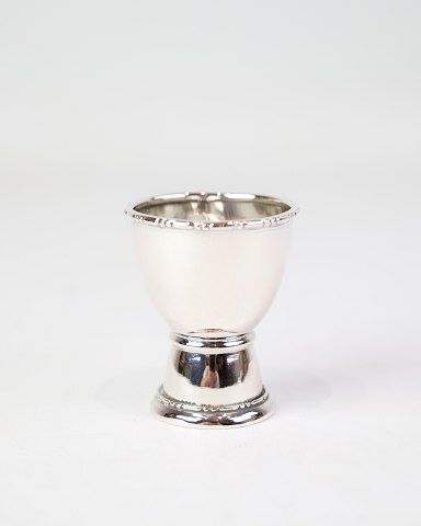 Egg carrier - Sterling silver - Simple design - Decorated edge