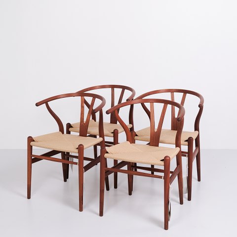 Set of Four Wishbone-Chairs - Model CH24 - Mahogany & Natural Wicker - Hans J. Wegner - Carl Hansen