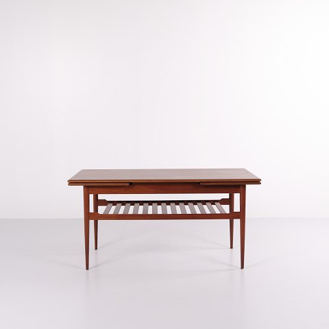 Coffee Table With Shelf and Pull-out Drawer - Teak Wood - Danish Design - Elevator Table - 1960s