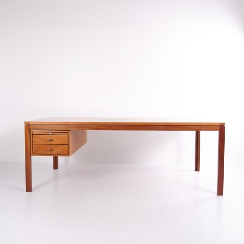 Desk SM 76 – Christian Hvidt & Orla Mølgaard – Søborg Møbelfabrik – Mahogany – 1976