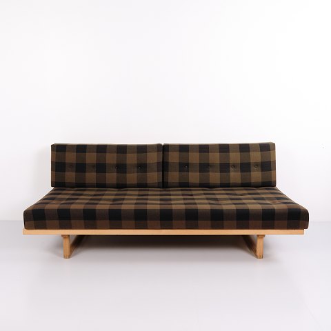 item no: 640810